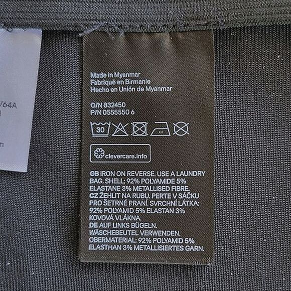 H&M Black/Silver Glittery Mini Skirt size XS - Picture 7 of 12